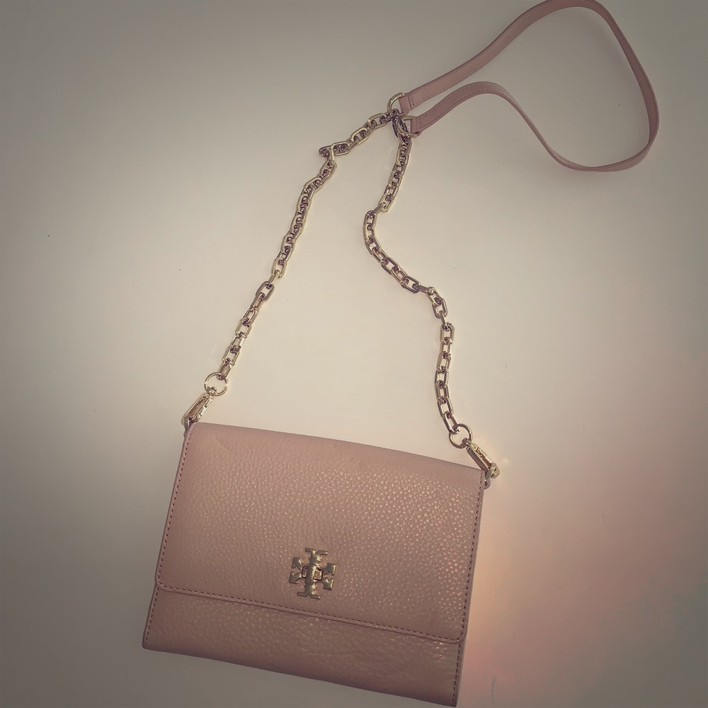 Tory Burch Chain to Wallet Crossbody